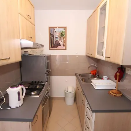Zara Apartman *