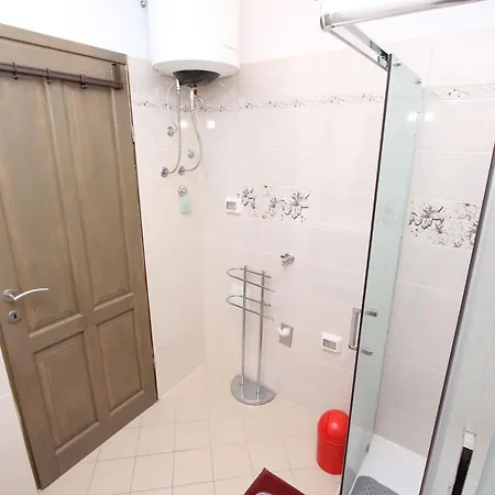 Apartman Zara